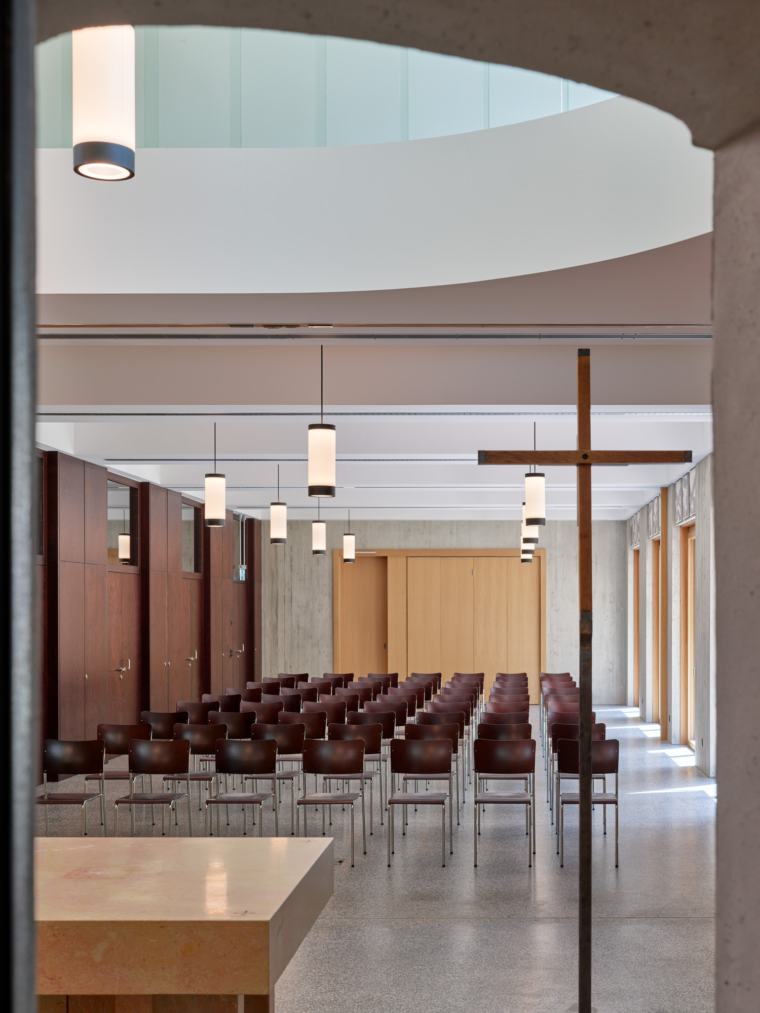 Kirchenzentrum St. Christophorus   6/7